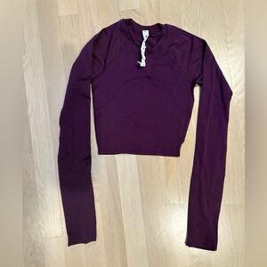 Lululemon - Swiftly tech cropped long sleeve shirt. Barely worn! Size 0